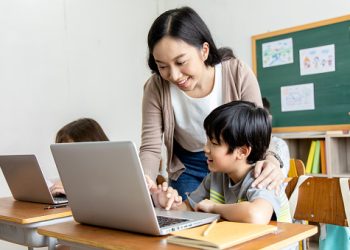 Penerapan AI untuk Pembelajaran : Kerumitan atau Solusi?