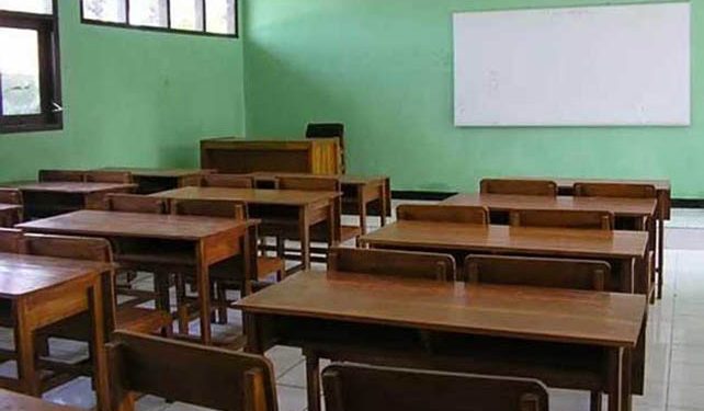 Fenomena Sekolah Tak Dapat Murid