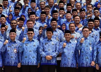 Kabar Baik Gaji Pensiunan PNS Melesat! Presiden Jokowi Berikan Kenaikan