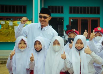 Peran Guru dan Orang Tua dalam Model Pembelajaran Kolaboratif