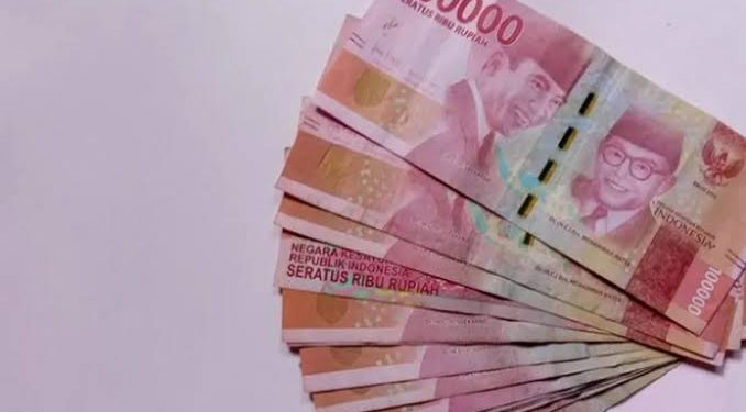 Pemerintah akan menyalurkan gaji PPPK baru pada bulan Maret 2024, yang mengalami kenaikan sebesar 8 persen sesuai dengan ketentuan dalam Perpres Nomor 11 Tahun 2024.