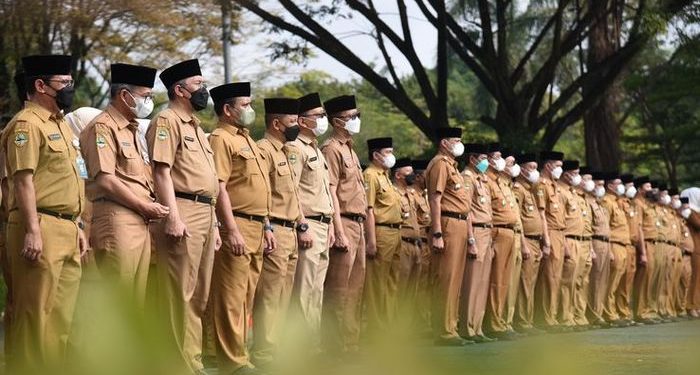 Batas usia pensiun PNS diperpanjang hingga 65 tahun setelah BKN melakukan pembaruan resmi.