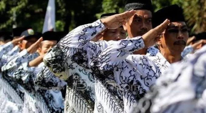 Ini Aturan Baru untuk Pencairan Tunjangan Sertifikasi Guru: Sertifikat Wajib Dilampirkan!