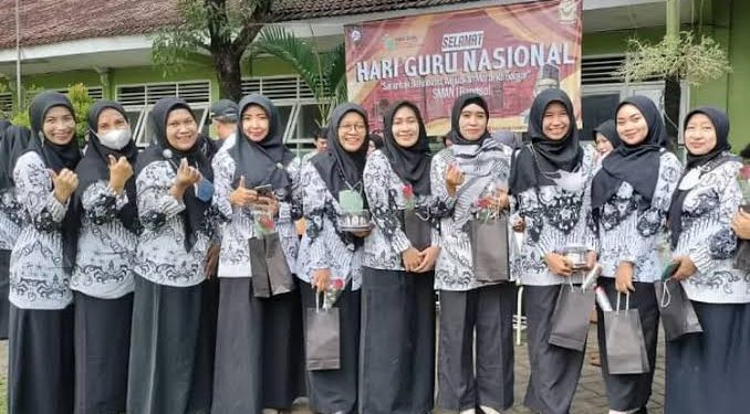 Alhamdulillah, tunjangan sertifikasi guru telah resmi ditingkatkan, dan pencairan untuk triwulan pertama akan dimulai pada bulan…