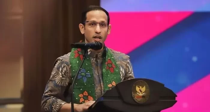Guru-guru di Jawa Tengah, bersiaplah menerima uang tambahan dari Nadiem Makarim jika memenuhi syarat yang ditetapkan.
