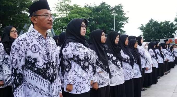 Guru yang menjabat sebagai Kepala Sekolah diharapkan untuk siap mengikuti asesmen kompetensi, di mana 3 kompetensi kunci akan diuji.