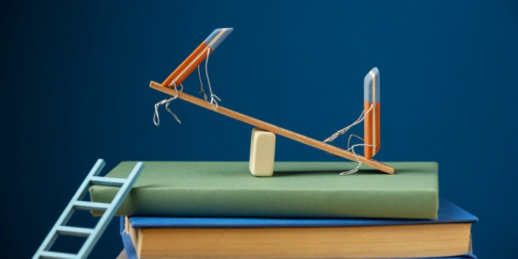 Kualitas  Pendidikan di suatu bangsa menjadi tolak ukur dari kemajuan bangsa itu sendiri, suatu bangsa yang besar, maju dan modern pasti memiliki kualitas pendidikan yang tinggi.