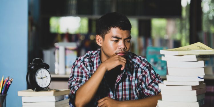 Pentingnya Literasi di Sekolah