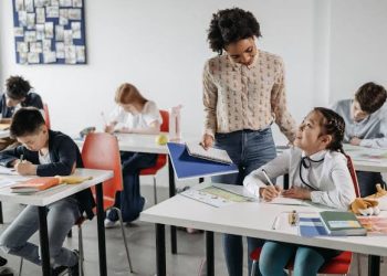 Peran Kompetensi Kepribadian Guru dalam Menciptakan Lingkungan Pendidikan yang Aman dari Kekerasan